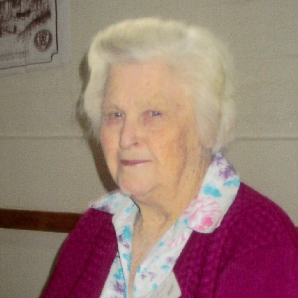 Doris Boyd (Kneebone)